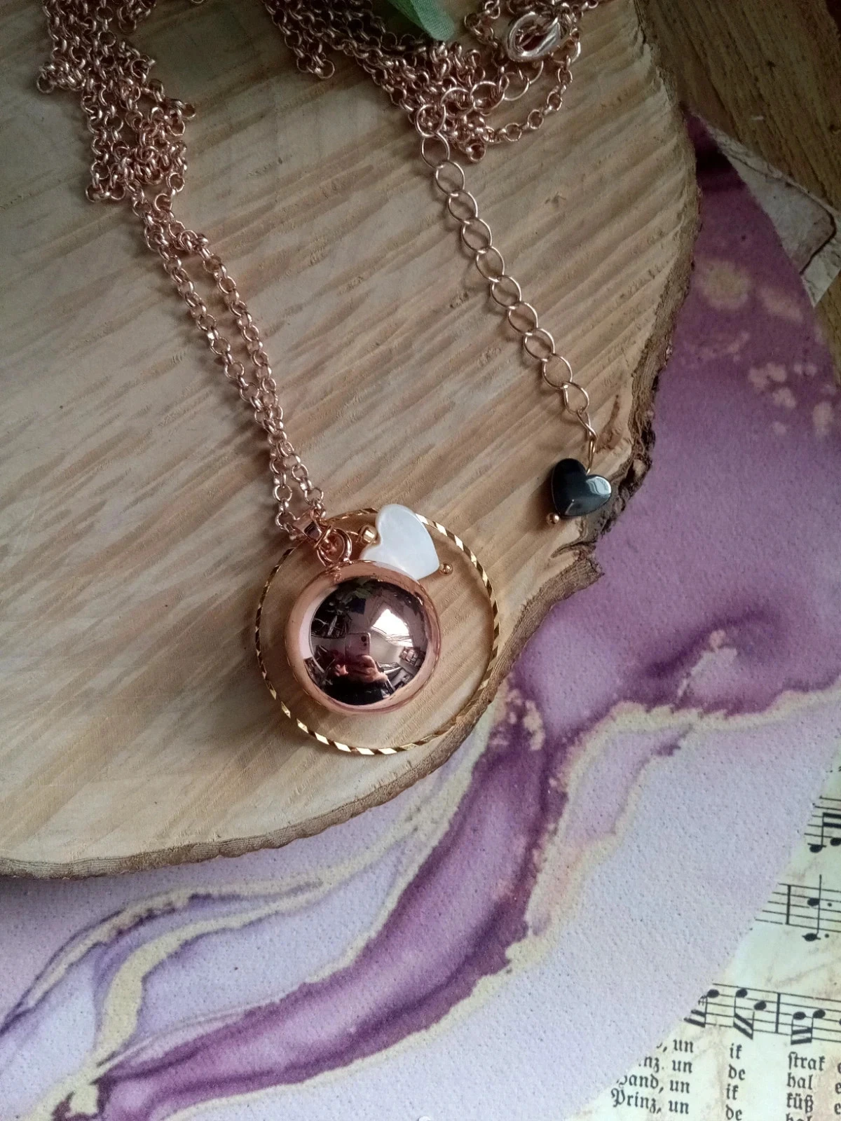 Pretty BoLa pendant necklace + pregnancy book – photo 11
